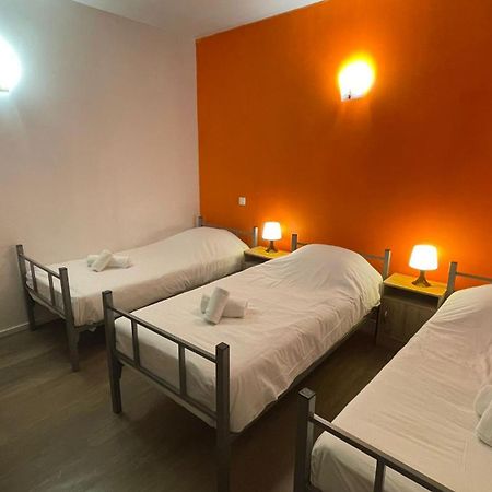 Hotel- Restaurant Le Saint Quentin المظهر الخارجي الصورة