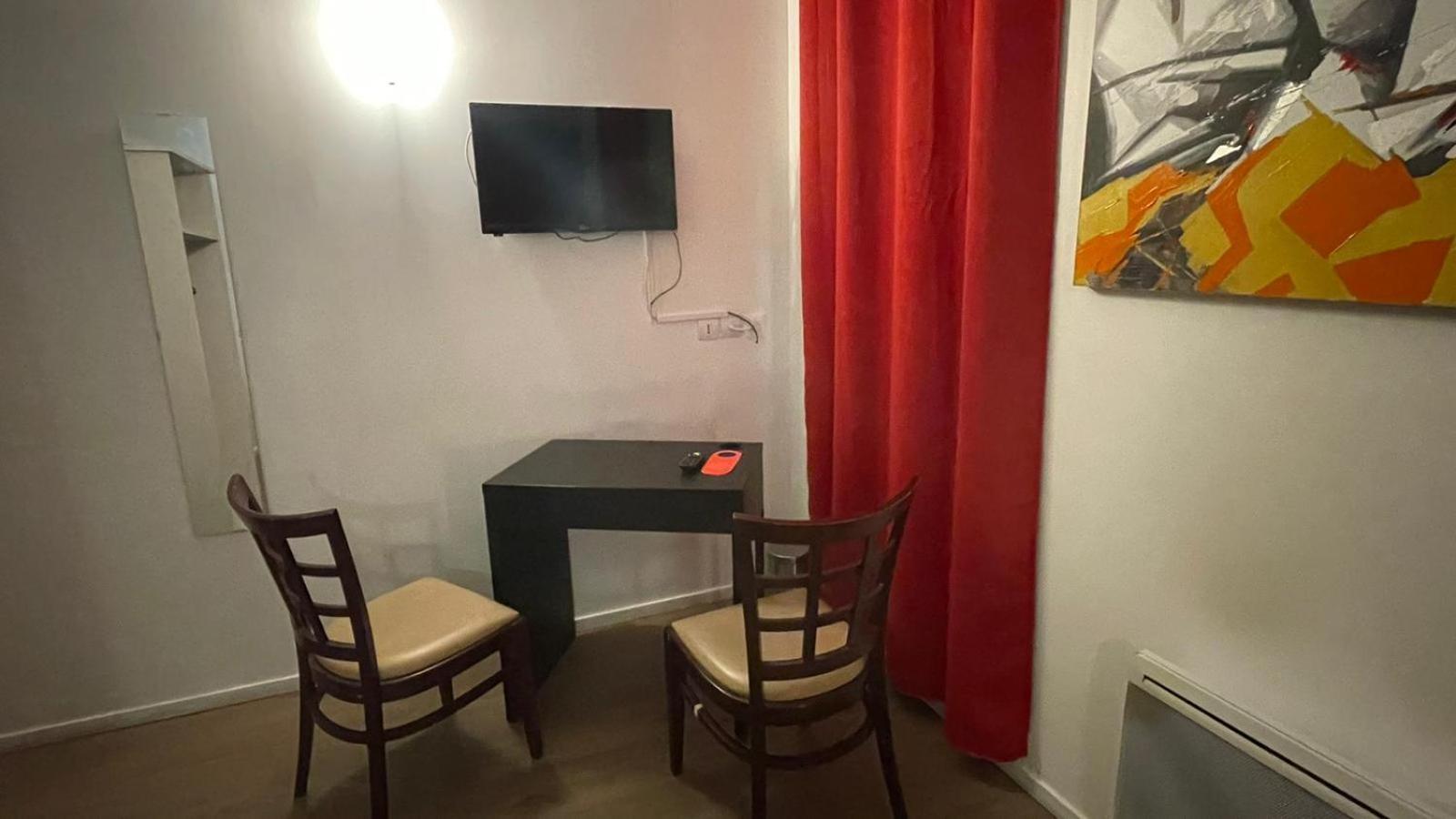 Hotel- Restaurant Le Saint Quentin المظهر الخارجي الصورة