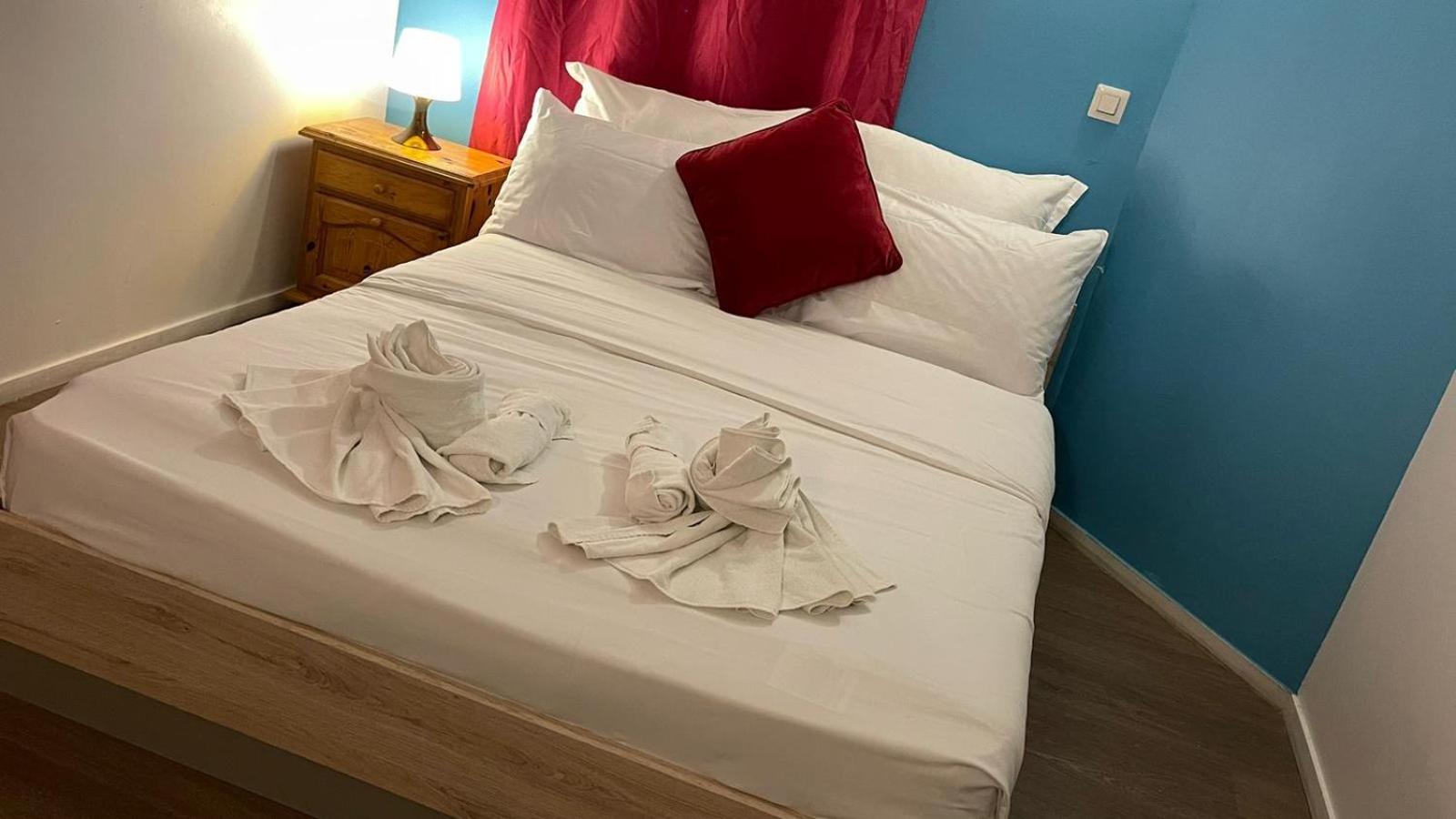 Hotel- Restaurant Le Saint Quentin المظهر الخارجي الصورة