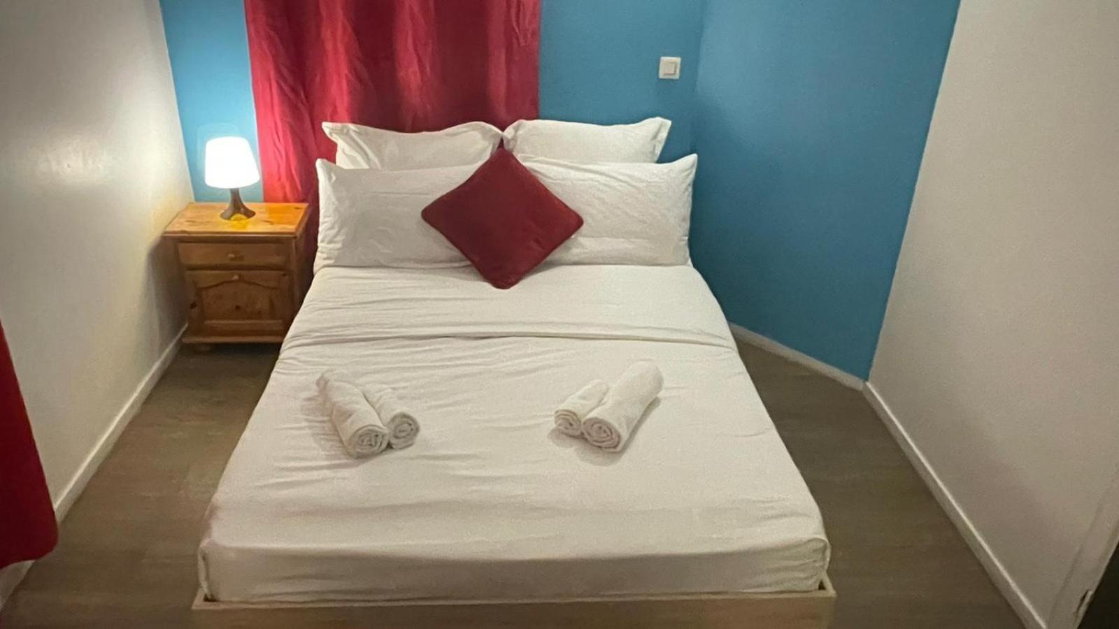 Hotel- Restaurant Le Saint Quentin المظهر الخارجي الصورة